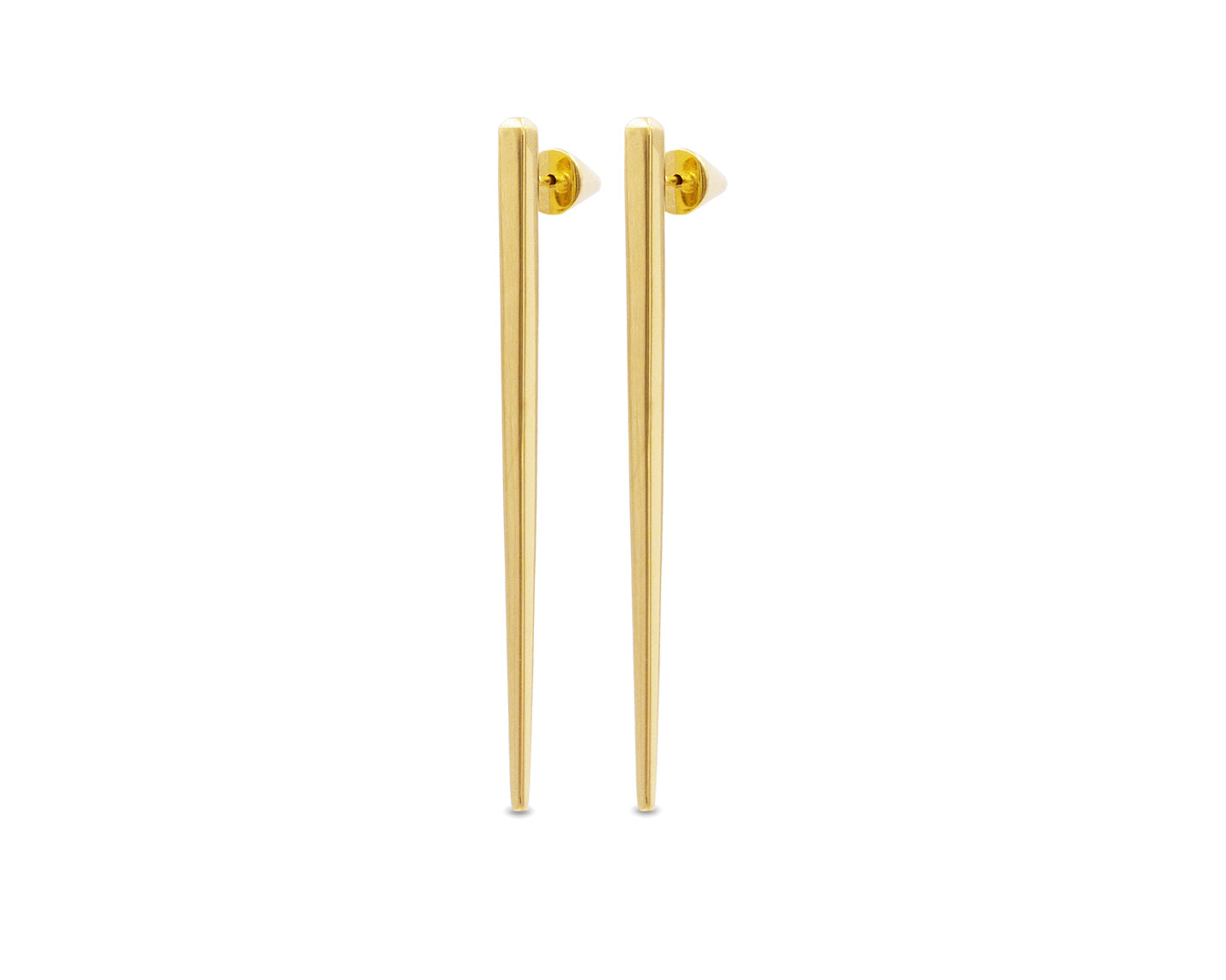 Minimalistische goldene Drop-Ohrringe, 18k vergoldet auf 925 Sterling Silber, handgefertigt in Italien, ruhiger Hintergrund, natürliches Licht, Fokus auf Tropfenform.